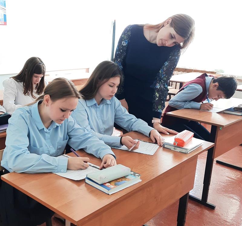 Открытый урок по русскому языку в 9 классе «Подготовка к ОГЭ» Открытый урок по русскому языку в 9 классе «Подготовка к ОГЭ».