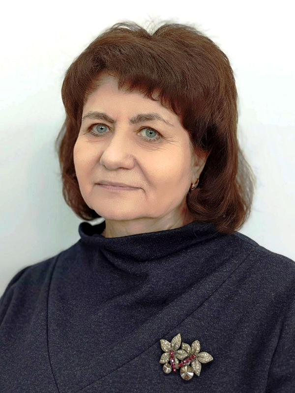 Бузова Елена Федоровна.